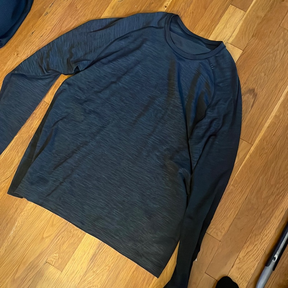 Lululemon metal tech LS